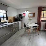 Διαμέρισμα Estudio En Montanas
